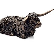 Frith Sculptures - Highland Bull Sitting medium